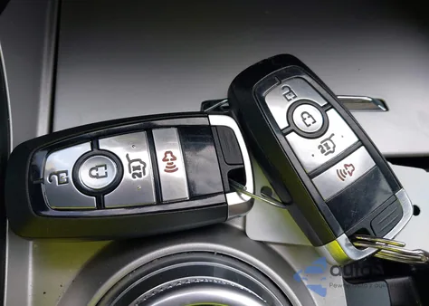 2023 Ford Explorer Xlt from USA, damaged, VIN 1FMSK8DH2PGB02561